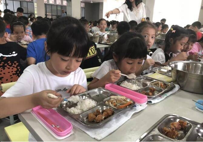 学校食堂一周菜谱